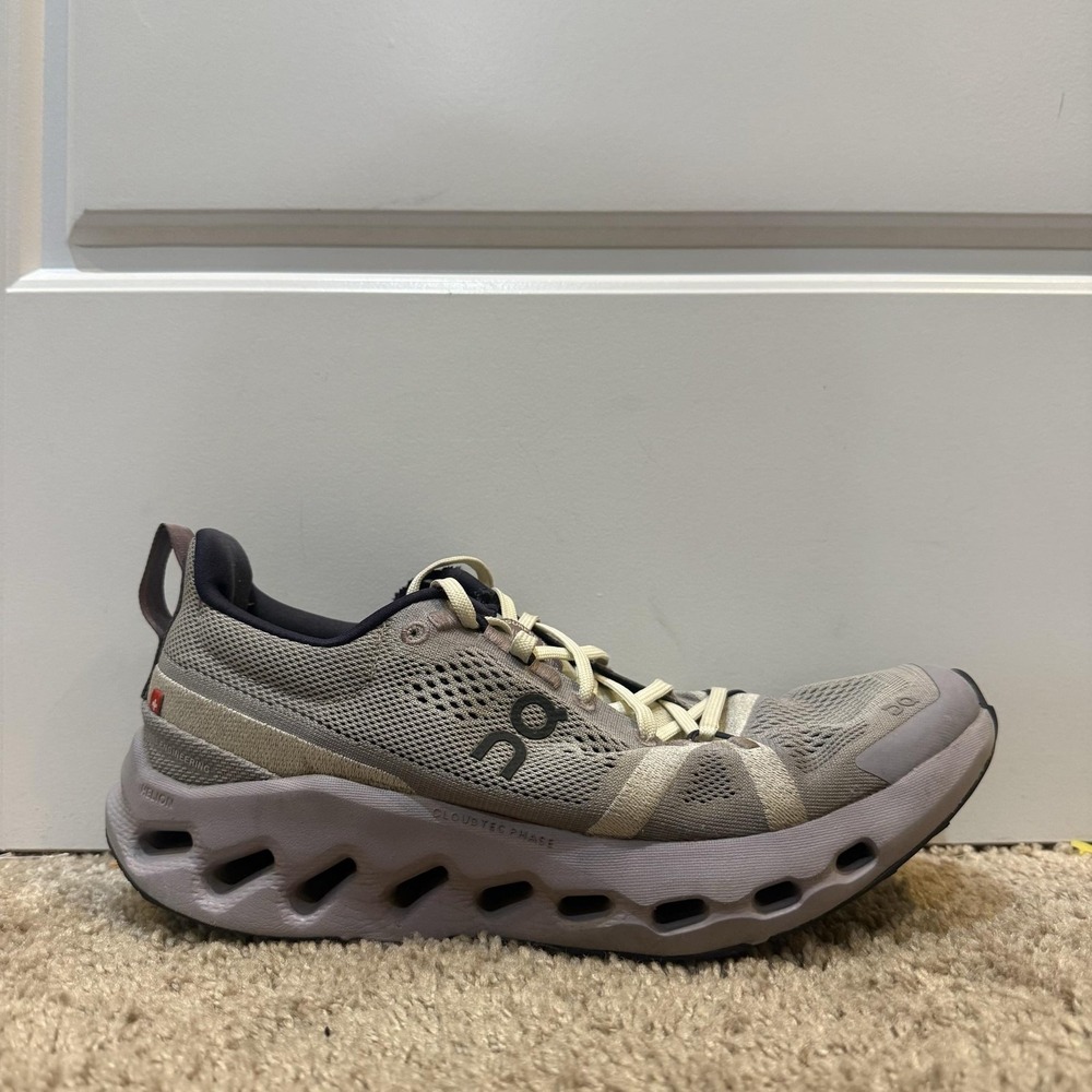On Shoes Womens Size 8.5 Gray Running Cushioned Sneakers Athletic Mesh Comfort